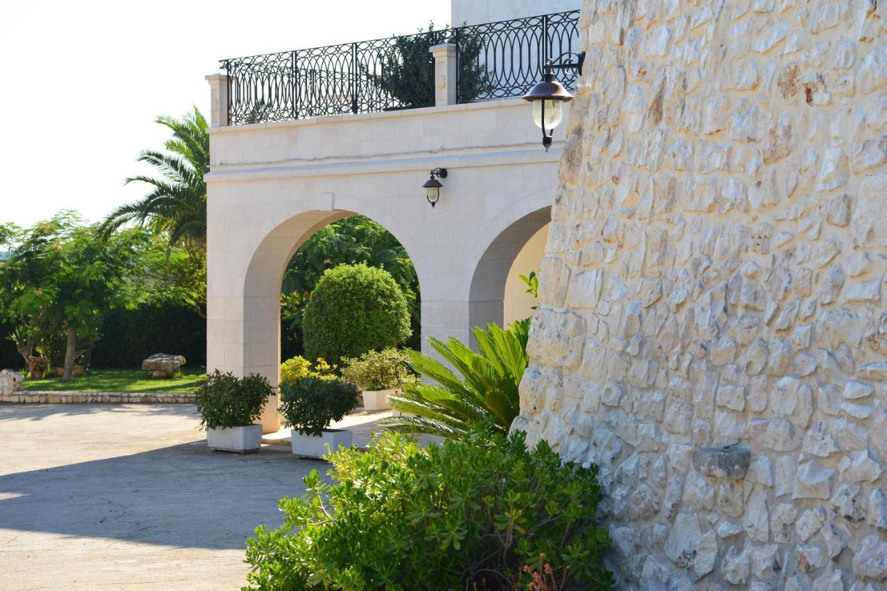 Masseria Peppeturro Cisternino Exterior photo